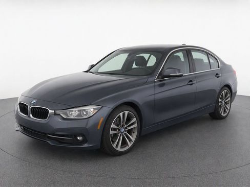 Used 2018 BMW 330i Sedan RWD image 7