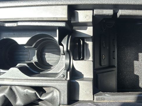 Used 2011 Ford Mustang Premium w/ 203A Rapid Spec Order Code image 18