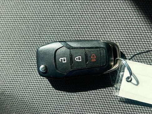 Used 2020 Ford F150 XLT w/ Equipment Group 302A Luxury AWD/4WD image 34