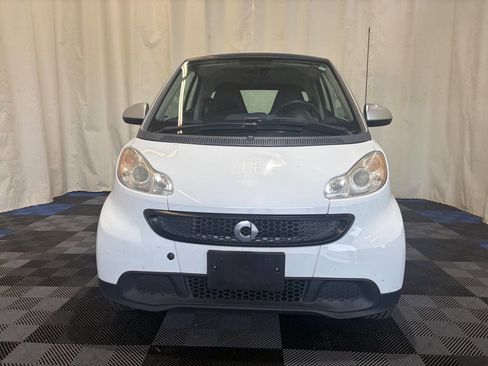 Used 2014 smart fortwo pure RWD image 4
