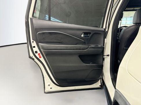 Used 2019 Honda Passport Touring image 28