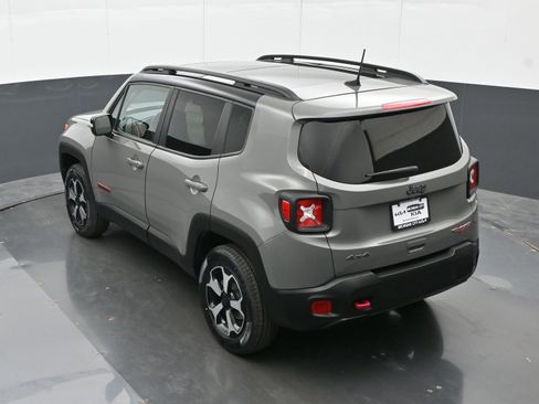 Used 2022 Jeep Renegade Trailhawk w/ Sun/Sound Group AWD/4WD image 31
