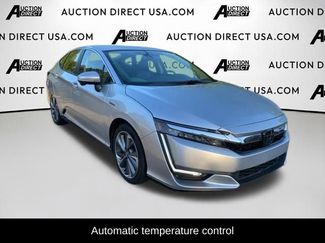 Used 2018 Honda Clarity Plug-In Hybrid video 3