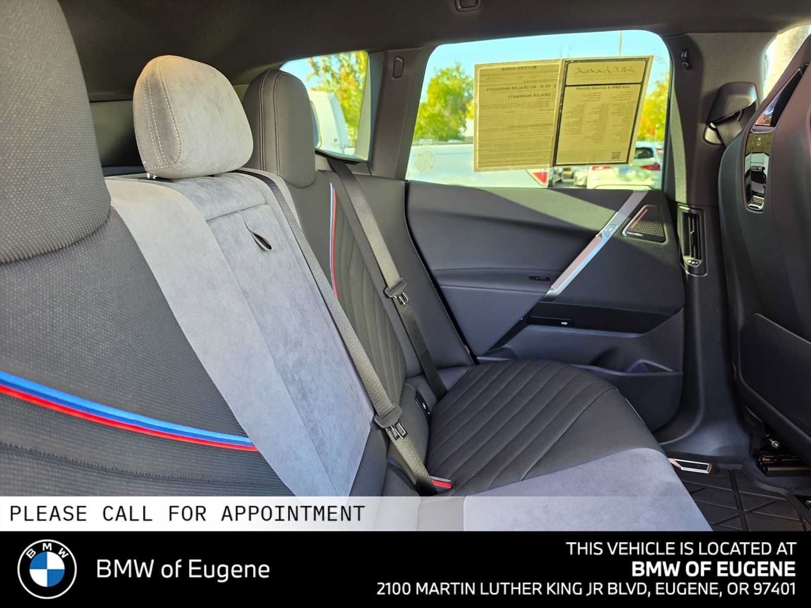 Used 2026 BMW iX xDrive45 w/ M Sport Package AWD/4WD image 15