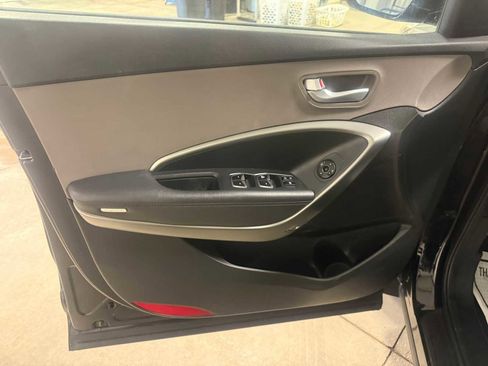 Used 2018 Hyundai Santa Fe Sport FWD image 20