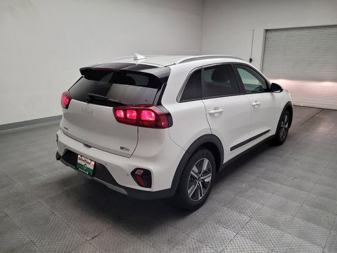 Used 2022 Kia Niro LXS FWD image 9