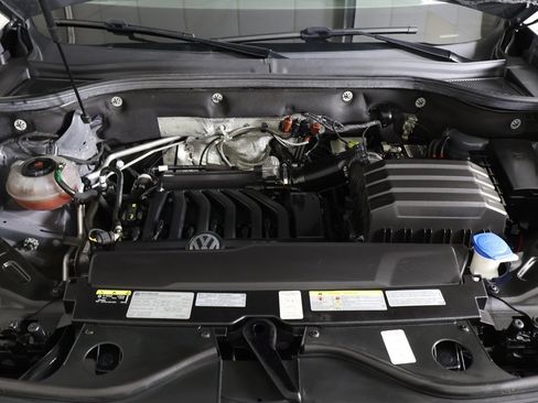 Used 2020 Volkswagen Atlas Cross Sport SEL Premium R-Line image 28