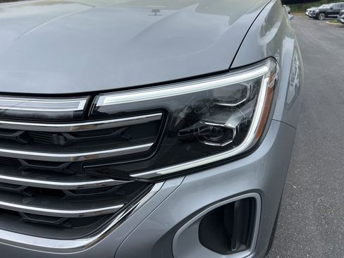 New 2026 Volkswagen Atlas SE image 9