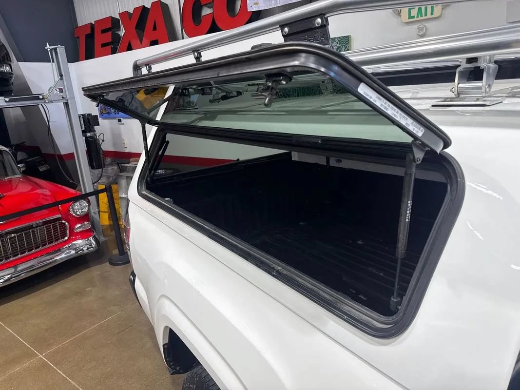 Used 2022 Toyota Tacoma SR AWD/4WD image 73
