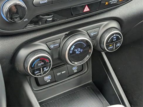 Used 2023 Hyundai Venue SEL w/ Cargo Package image 22