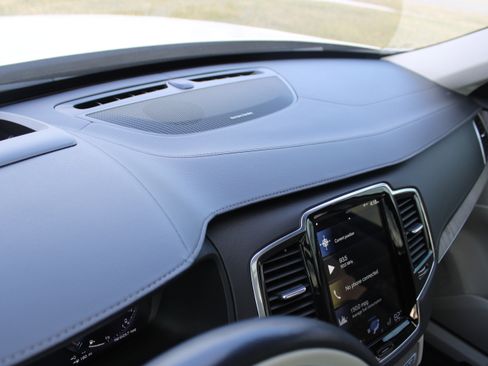 Used 2021 Volvo XC90 T8 Inscription w/ Advanced Package image 30