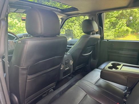 Used 2016 Ford F350 Platinum w/ FX4 Off-Road Package AWD/4WD image 30