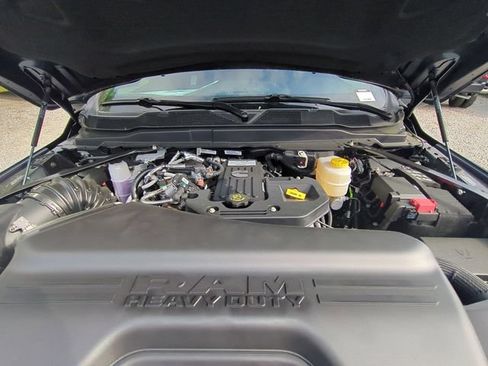 New 2026 RAM 3500 Tradesman AWD/4WD image 40