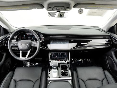 Used 2023 Audi Q8 Prestige AWD/4WD image 20