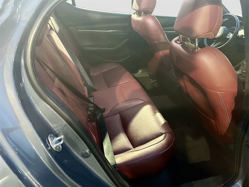 Used 2023 MAZDA MAZDA3 s image 26