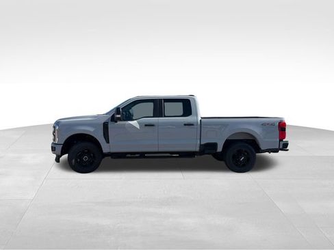 Used 2026 Ford F250 XL w/ STX Appearance Package AWD/4WD image 3