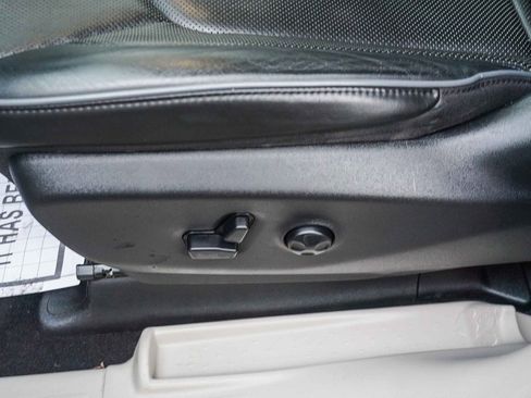 Used 2019 Chrysler Pacifica Limited w/ Advanced Safetytec Group image 20