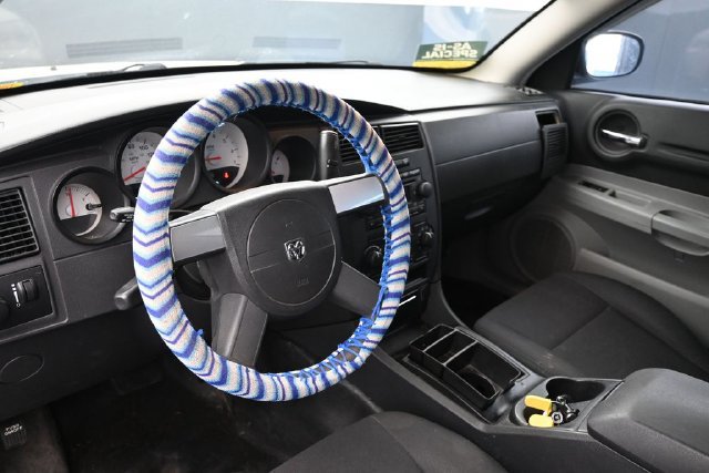 Used 2007 Dodge Magnum RWD image 16