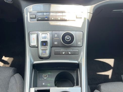Used 2022 Hyundai Santa Fe XRT FWD image 15