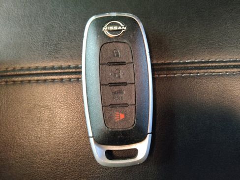 Used 2025 Nissan Sentra S FWD image 32