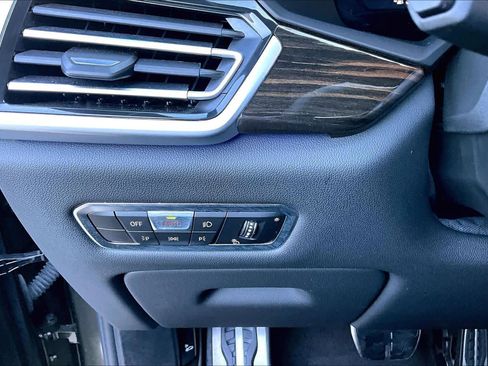 Used 2023 BMW X5 sDrive40i w/ Executive Package image 32