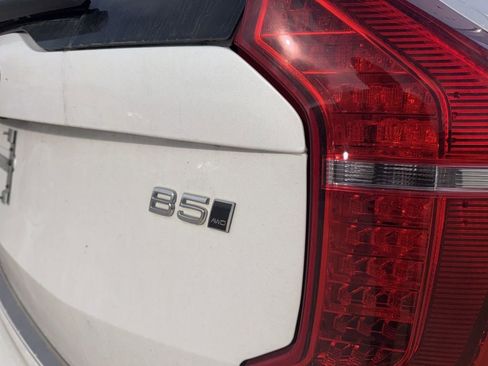 Used 2023 Volvo XC90 B5 Core w/ Protection Package Premier image 14