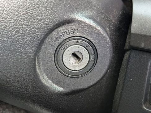 Used 2019 Toyota Tundra SR5 image 20