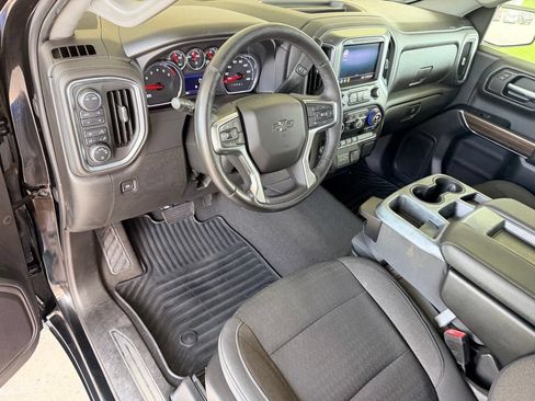 Used 2021 Chevrolet Silverado 1500 RST w/ Z71 Off-Road Package AWD/4WD image 13