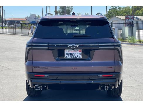 Used 2026 Chevrolet Traverse RS w/ LPO, Cargo Package FWD image 5