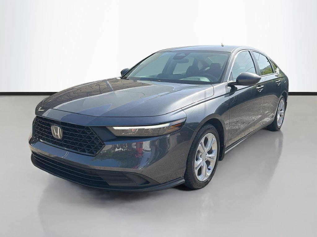 Certified 2025 Honda Accord LX image 3