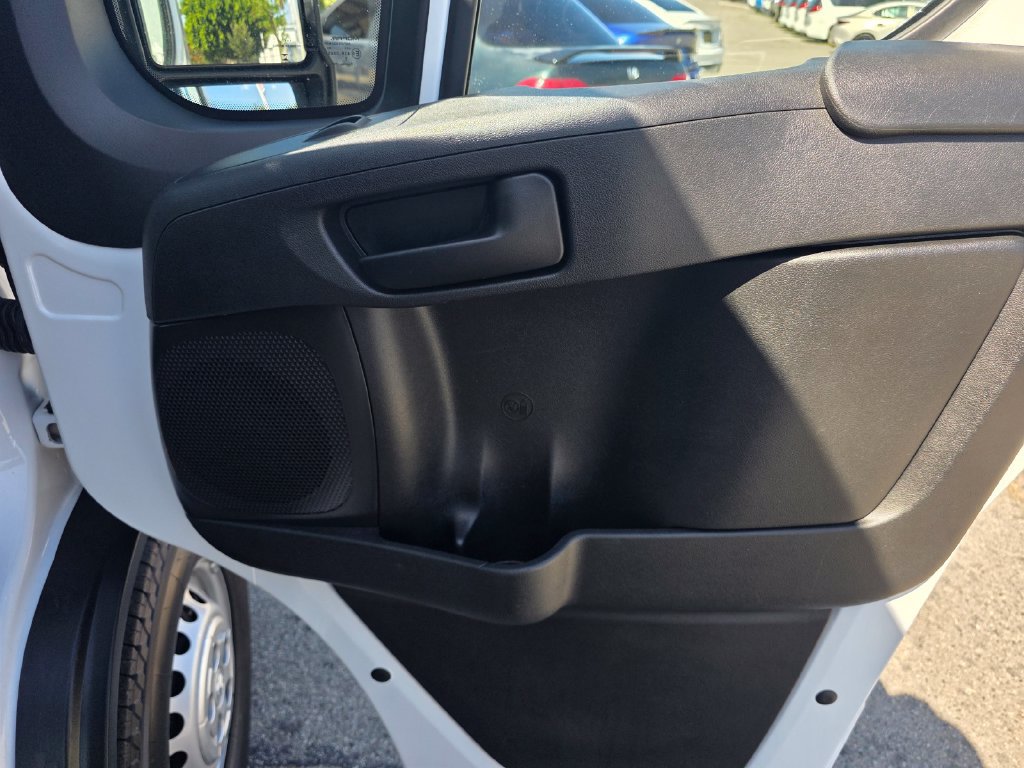 Used 2025 RAM ProMaster 2500 w/ U-Haul Equipment Group FWD image 24