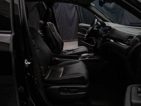 Used 2021 Honda Pilot Elite image 16