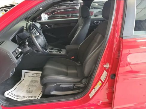 Used 2024 Honda Civic Sport image 5
