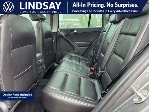 Used 2017 Volkswagen Tiguan Sport FWD image 14