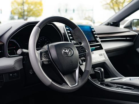 Used 2021 Toyota Avalon Limited w/ Advanced Safety Package image 13