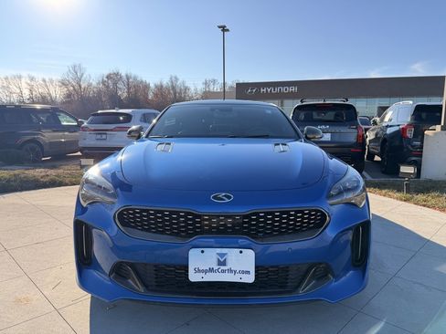Used 2019 Kia Stinger GT2 image 12