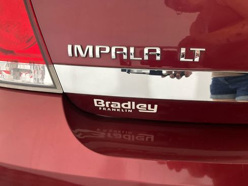 Used 2011 Chevrolet Impala LT w/ Luxury Edition Package FWD image 11