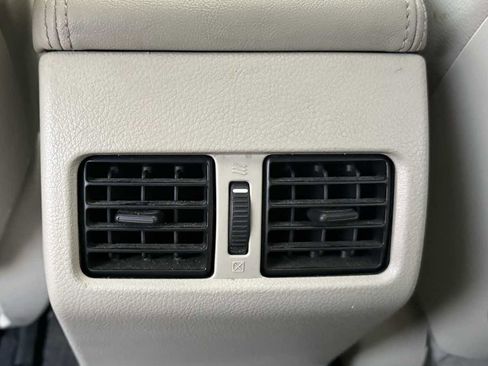 Used 2014 Subaru Outback 2.5i Limited image 14