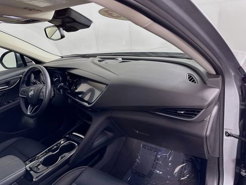 Used 2023 Buick Envision Essence image 37