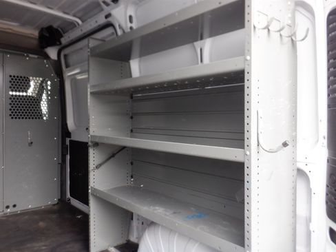 Used 2024 RAM ProMaster 2500 w/ Convenience Group image 9