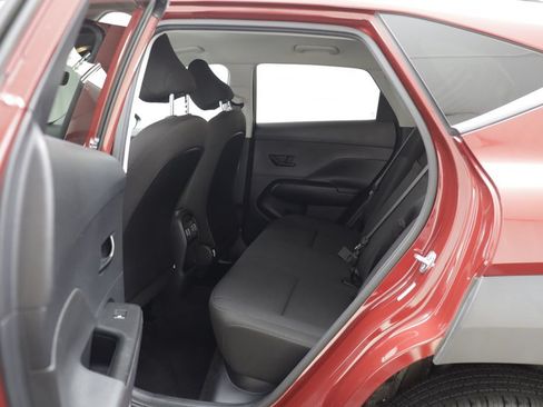 Used 2024 Hyundai Kona SEL AWD/4WD image 13