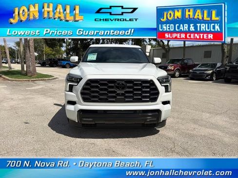 Used 2025 Toyota Sequoia Platinum AWD/4WD image 18