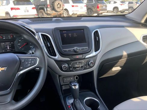 Used 2020 Chevrolet Equinox LS image 7