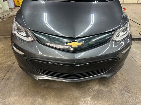 Used 2017 Chevrolet Bolt Premier w/ Driver Confidence II Package image 13