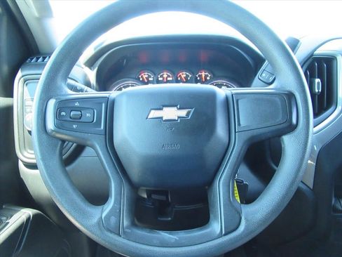 Used 2020 Chevrolet Silverado 1500 Custom w/ Custom Value Package RWD image 21