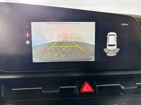 Used 2023 Kia Niro EX Touring image 17