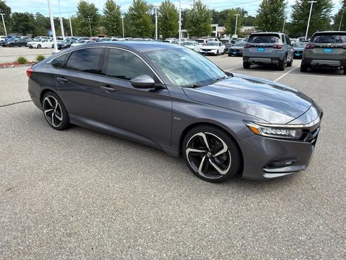 Used 2020 Honda Accord Sport image 5
