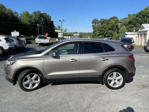 Used 2018 Lincoln MKC Premiere AWD/4WD image 4