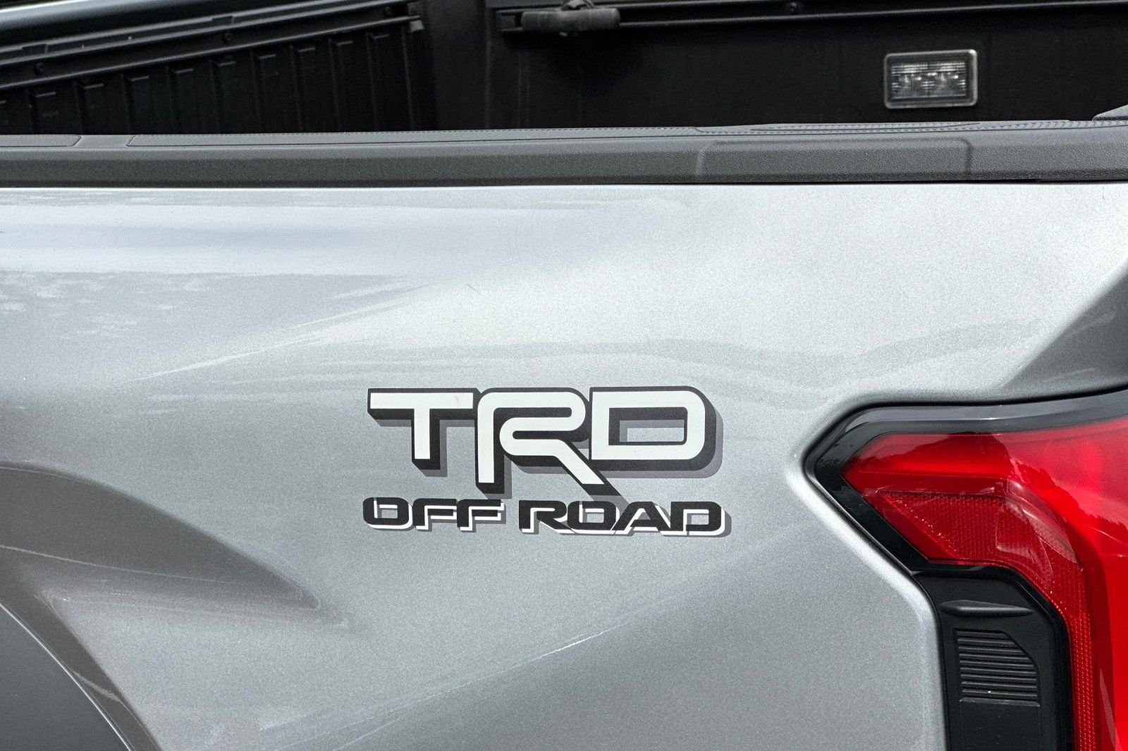 Used 2024 Toyota Tacoma TRD Off-Road w/ TRD Off Road Upgrade Package AWD/4WD image 34