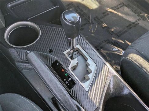 Used 2015 Toyota RAV4 XLE image 12